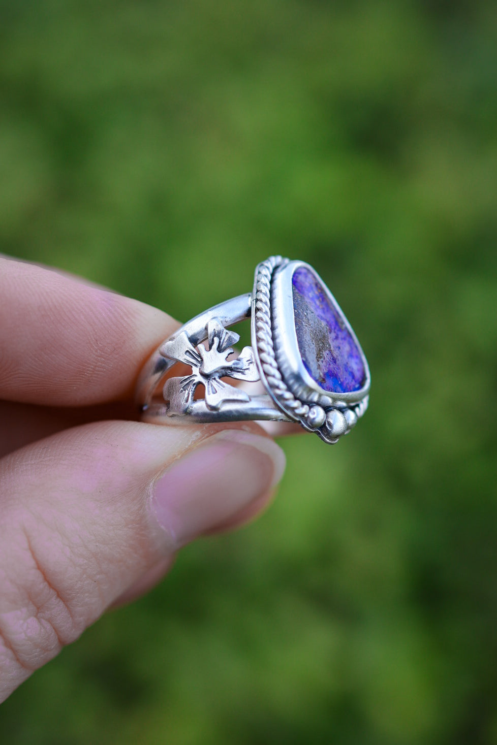 Geranium Blooms Ring with Boulder Opal- Size 5.5