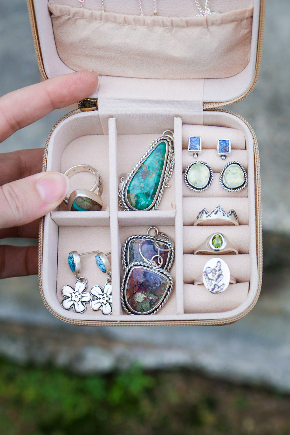 Jewellery Organizer- Wanderer Floral Pattern