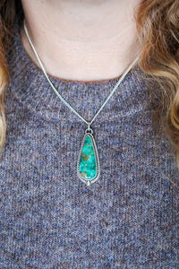 Tall Pine Reversible Necklace with Broken Arrow Variscite